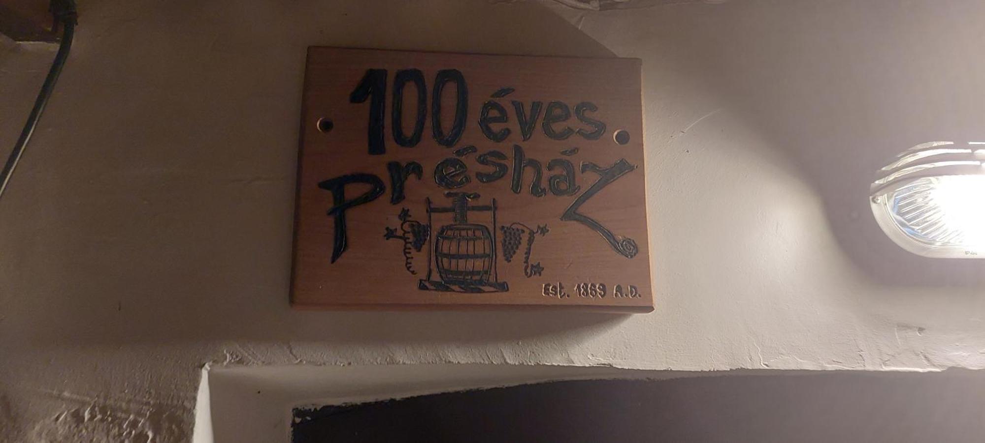Ferienhaus 100 Eves Preshaz